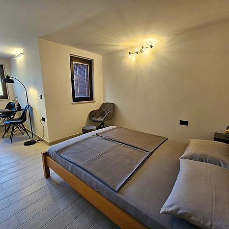Keser Apartments 로비니 외부 사진
