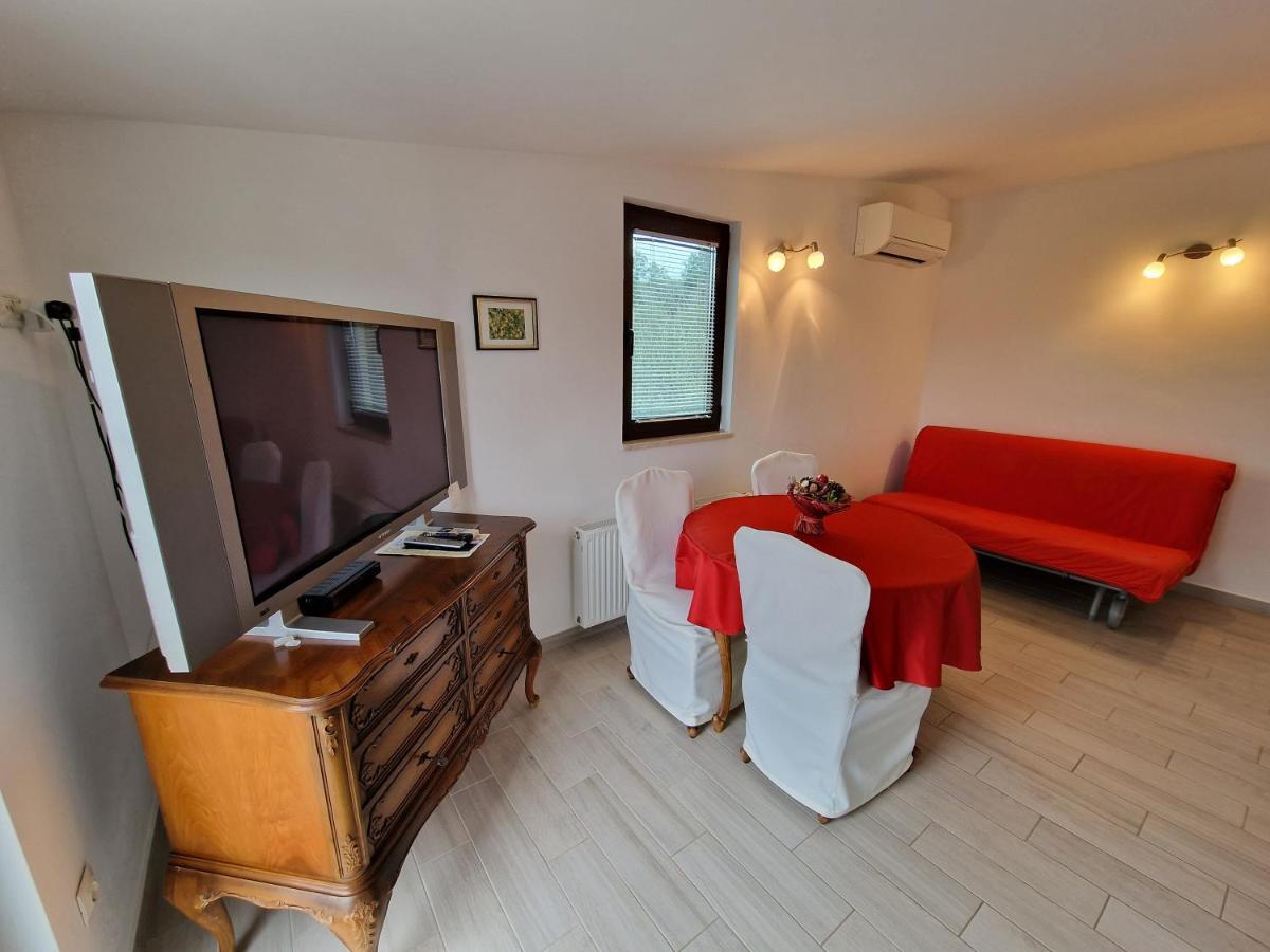 Keser Apartments 로비니 외부 사진