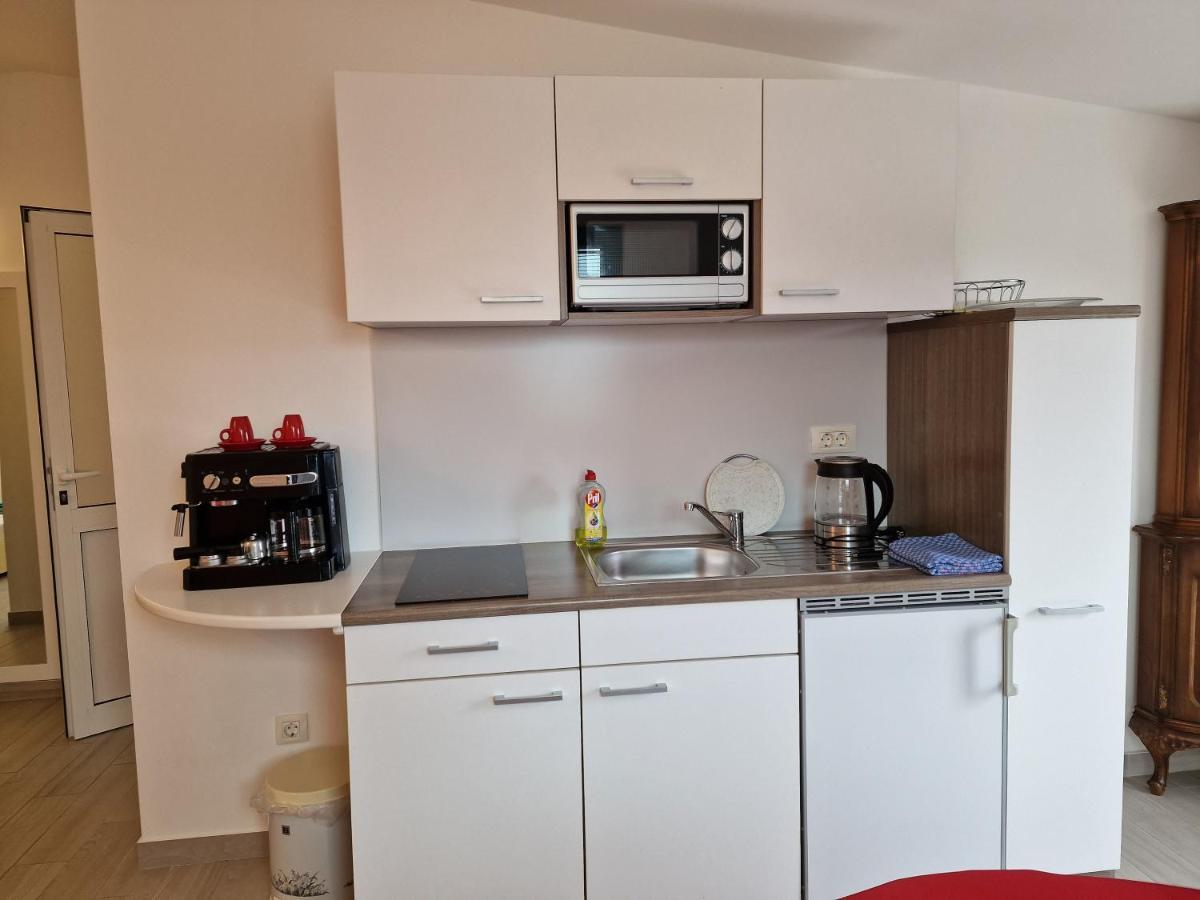 Keser Apartments 로비니 외부 사진