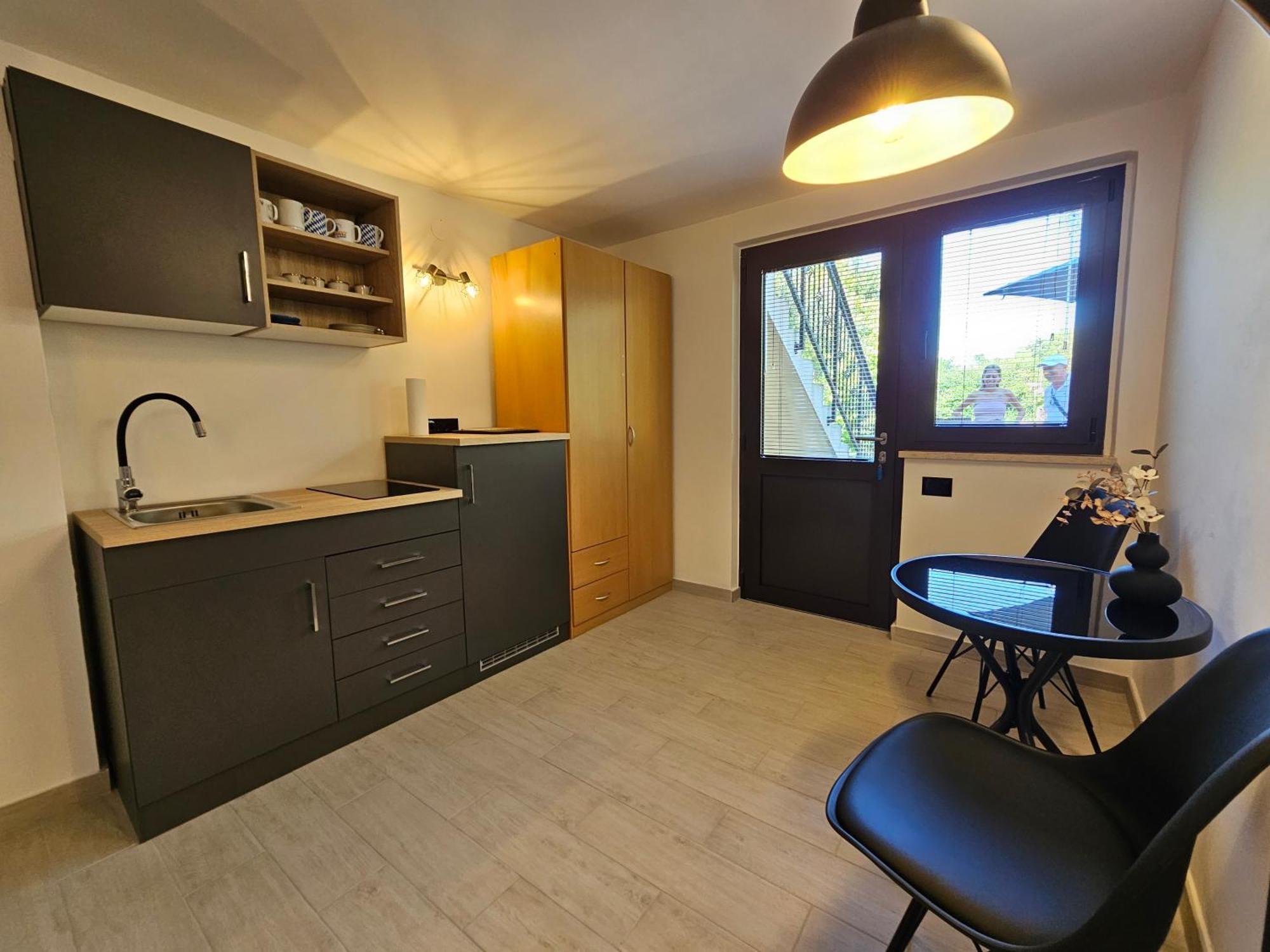 Keser Apartments 로비니 외부 사진