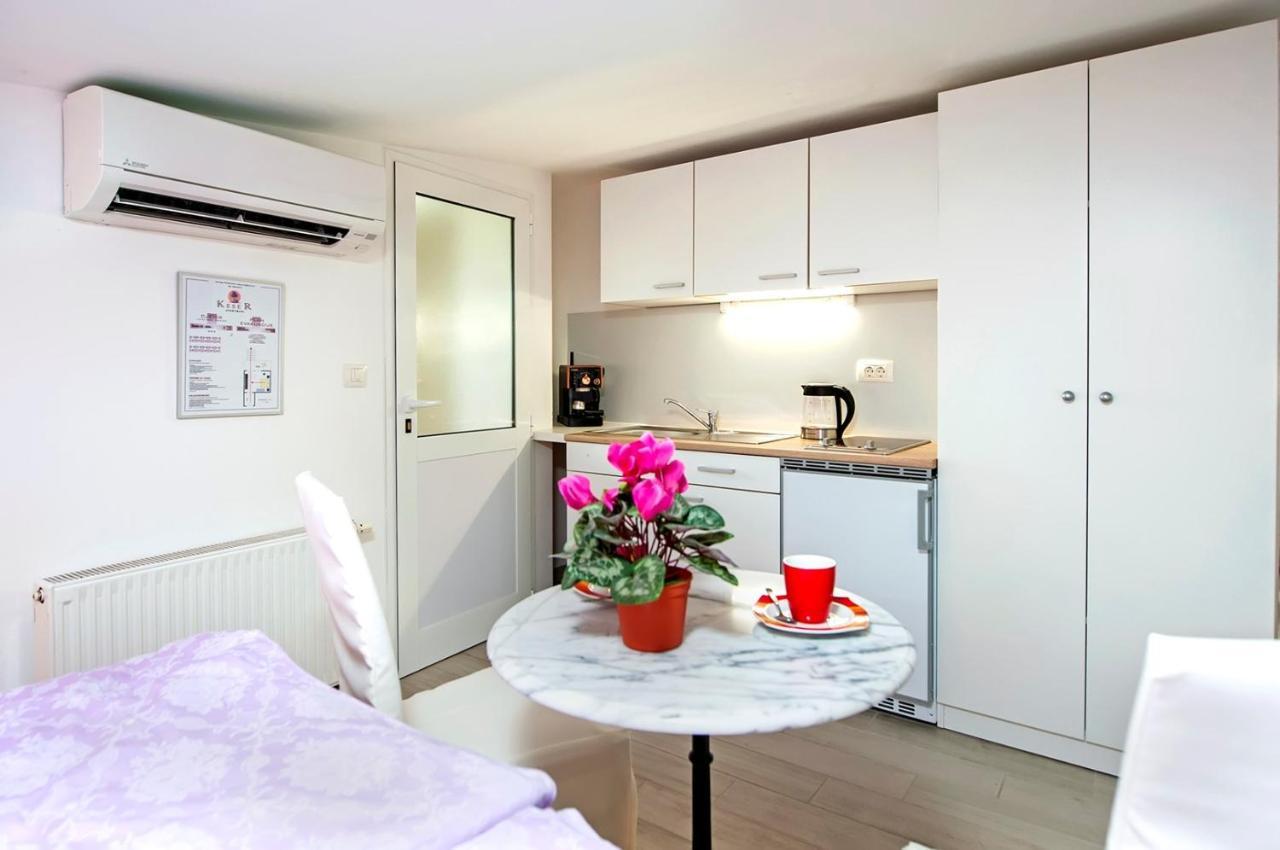 Keser Apartments 로비니 외부 사진